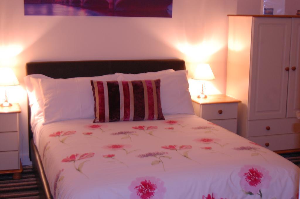 Dawn Break Bed and Breakfast Largs Kamer foto