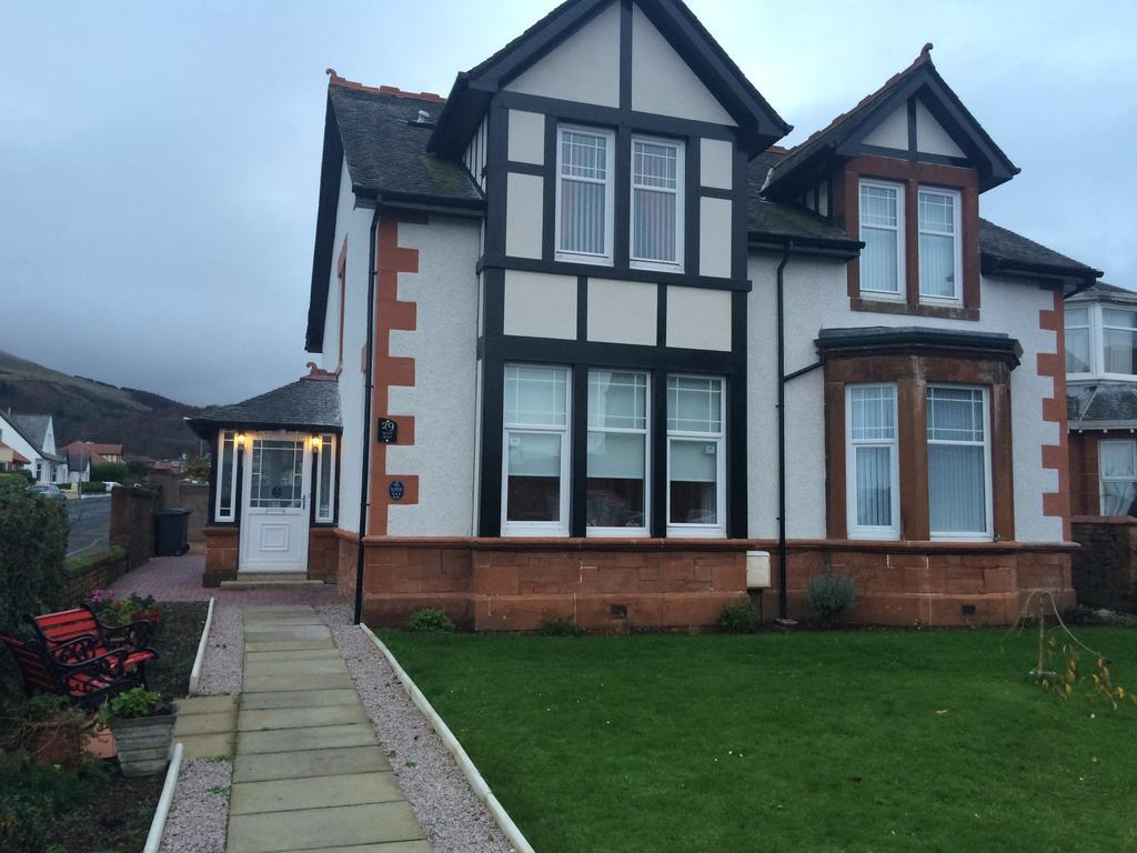 Dawn Break Bed and Breakfast Largs Buitenkant foto
