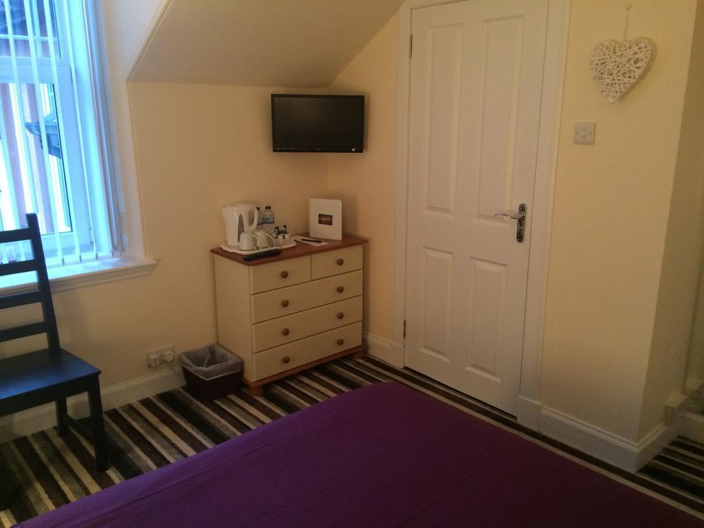 Dawn Break Bed and Breakfast Largs Kamer foto