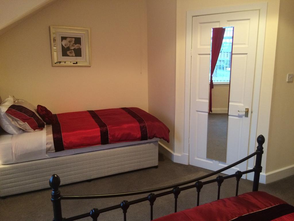 Dawn Break Bed and Breakfast Largs Kamer foto